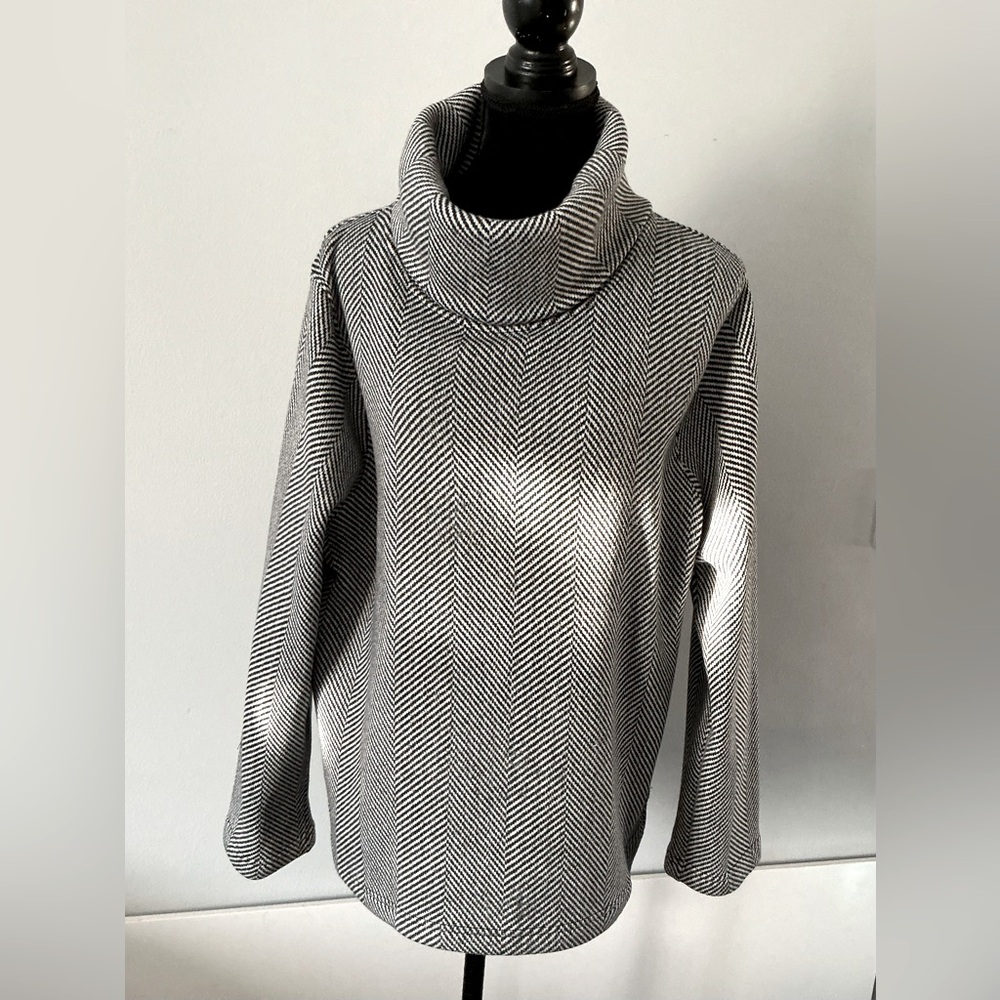 J.Crew Pullover - image 1